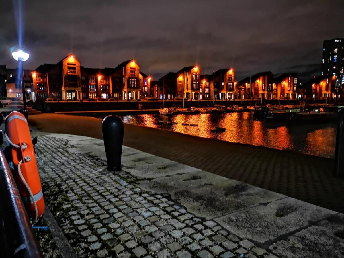 Base Serviced Apartments - The Docks Liverpool Luaran gambar